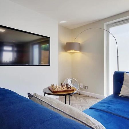 Апартаменты Windham Mews - Stunning Flat In Seaside Town Борнмут Экстерьер фото